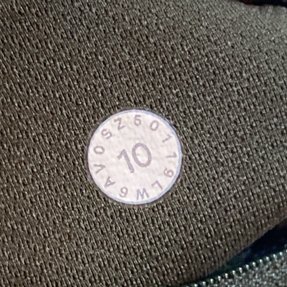 Lululemon Pace Rival Crop *Full-On Luxtreme 22" Dark Olive - Picture 4 of 9